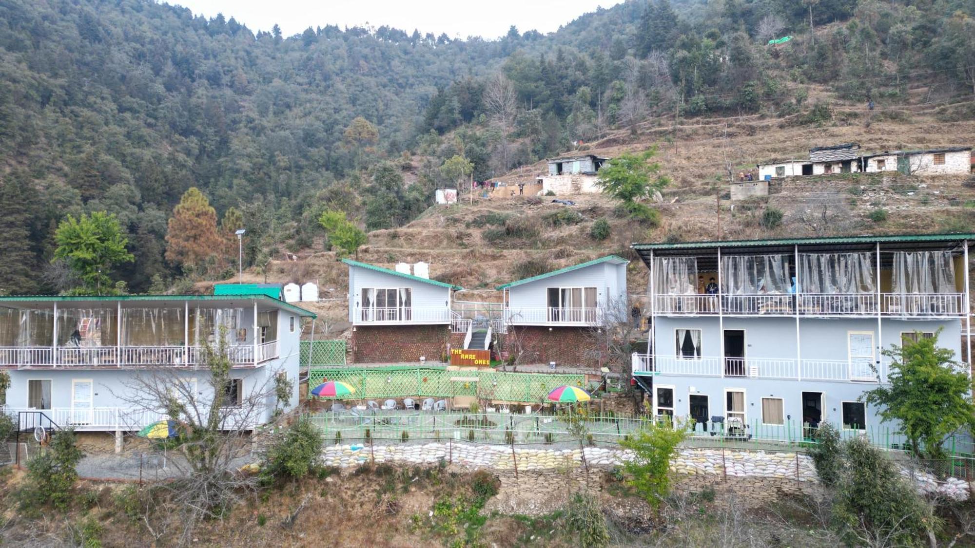 The Rare One'S Mukteshwar - Resort & Cafe Экстерьер фото